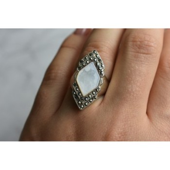 925 STERLING SILVER MOTHER OF PEARL & MARCASITES RING SIZE 6.5