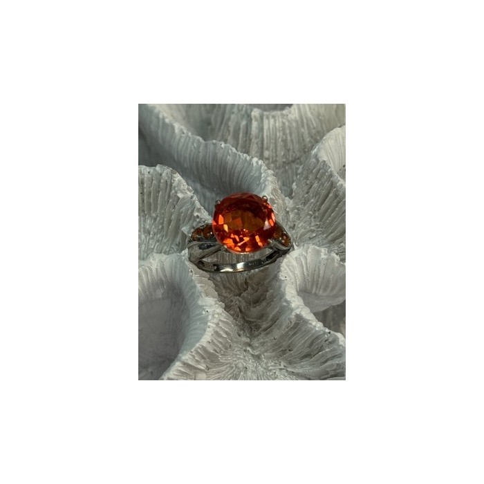 925 STERLING SILVER ORANGE SPINEL RING SIZE 6