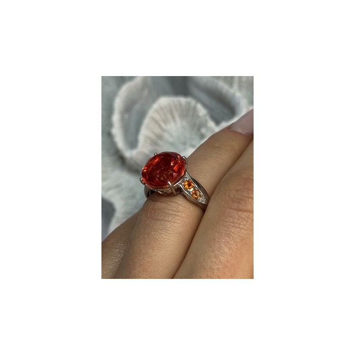 925 STERLING SILVER ORANGE SPINEL RING SIZE 6