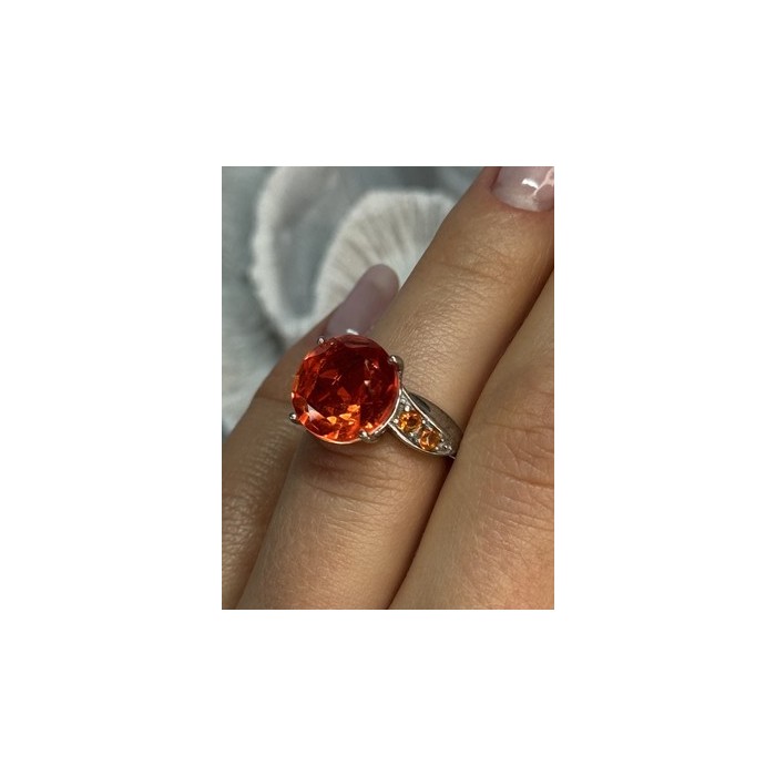 925 STERLING SILVER ORANGE SPINEL RING SIZE 6