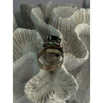 Vintage Elegant Design 925 Sterling Silver Green Spinel Ring Sizable