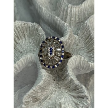 Beautiful 925 Sterling Silver CZ Ring Size 7.5
