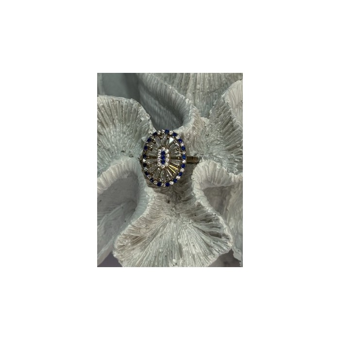 Beautiful 925 Sterling Silver CZ Ring Size 7.5