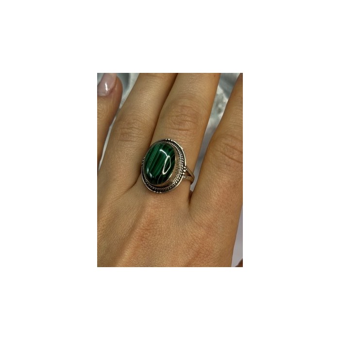 VINTAGE 925 STERLING SILVER MALACHITE RING SIZE 9
