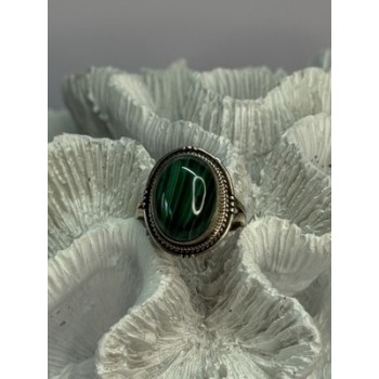 VINTAGE 925 STERLING SILVER MALACHITE RING SIZE 9