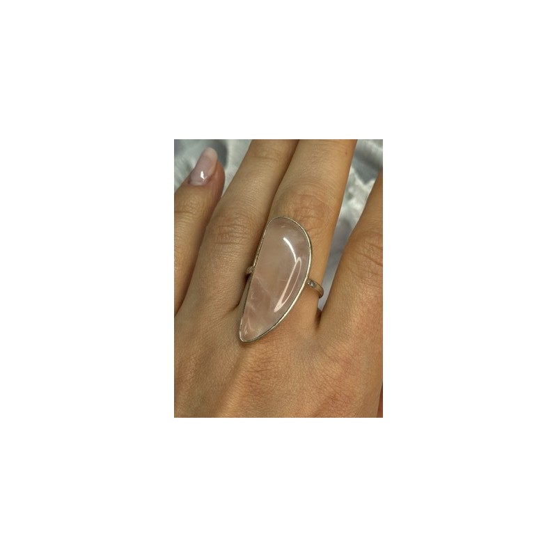 VINTAGE 925 STERLING SILVER MORGANITE RING SIZE 8