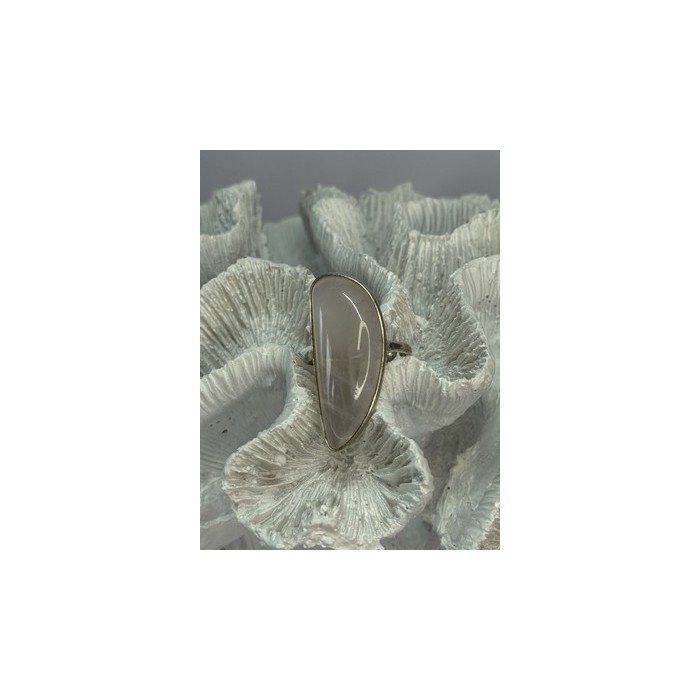 VINTAGE 925 STERLING SILVER MORGANITE RING SIZE 8