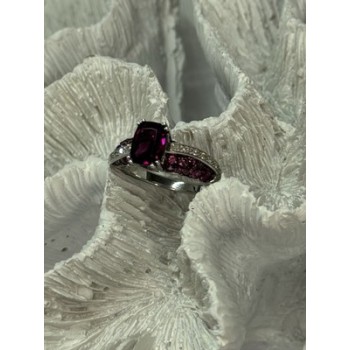 10K WHITE GOLD SPINEL & DIAMOND RING SIZE 6.5
