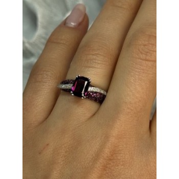 10K WHITE GOLD SPINEL & DIAMOND RING SIZE 6.5