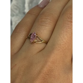 10K YELLOW GOLD MORGANITE RING SIZE 7.5