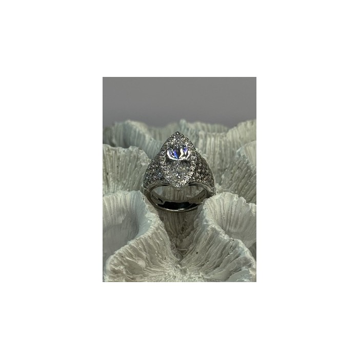 SHINY 925 STERLING SILVER CZ RING SIZE 6