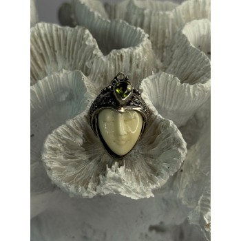 925 Sterling Silver Goddess Face Carved Peridot Pendant Length 1 Inch