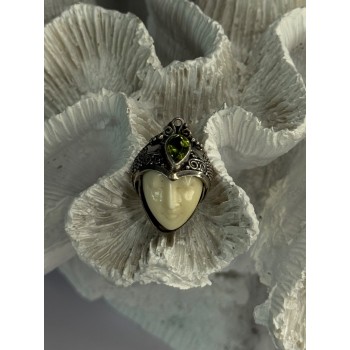 925 Sterling Silver Goddess Face Carved Peridot Pendant Length 1 Inch