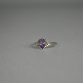 925 Sterling Silver Amethyst & CZ Ring Size 7