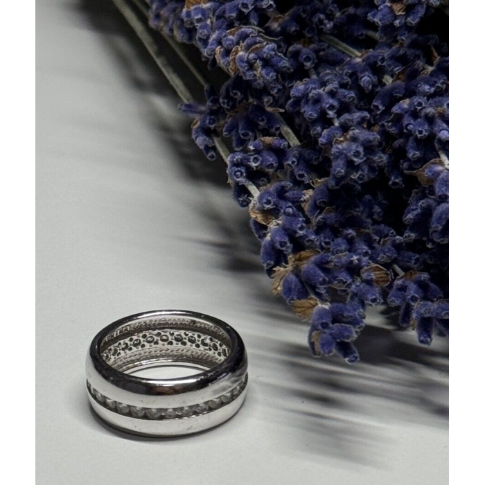925 Sterling Silver CZ Ring Size 6