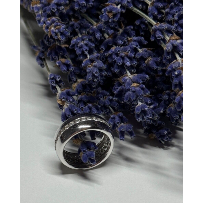 925 Sterling Silver CZ Ring Size 6