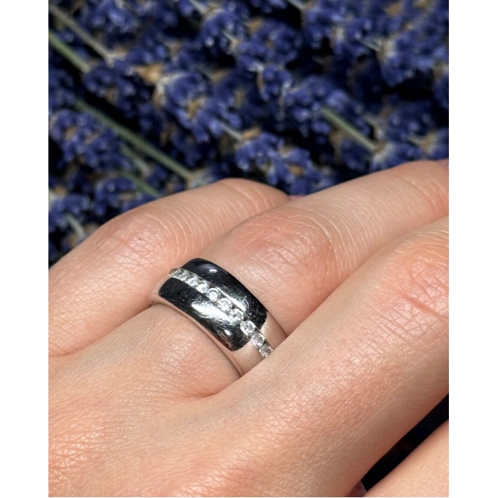 925 Sterling Silver CZ Ring Size 6