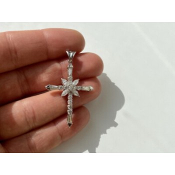 925 Sterling Silver CZ Cross Pendant