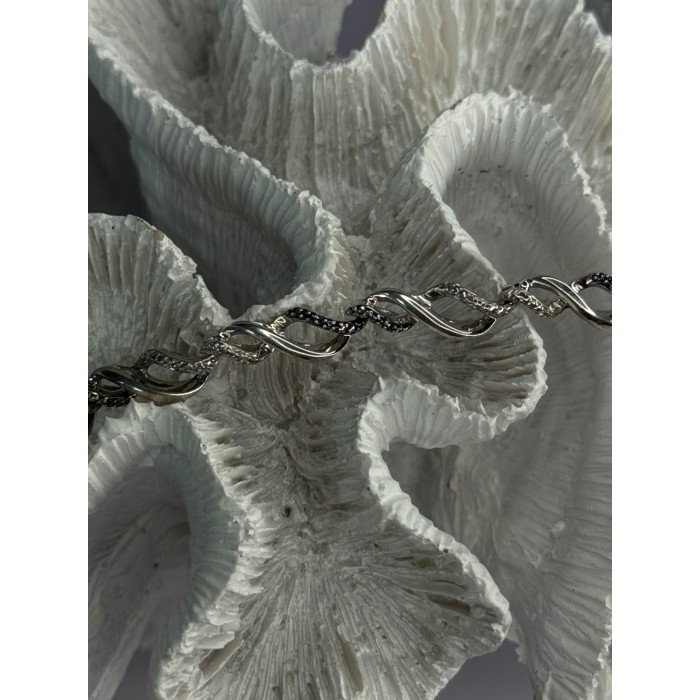 925 Sterling Silver Blue Spinel & Diamond Bracelet Length 7