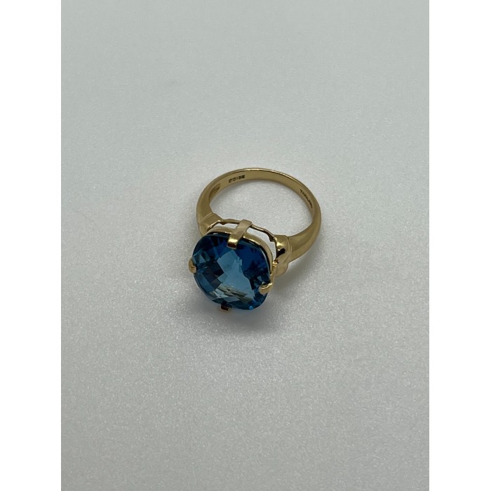 10K YELLOW GOLD RING  TOPAZ  SIZE 5