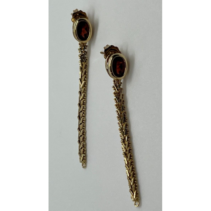 14K YELLOW GOLD GARNET EARRINGS