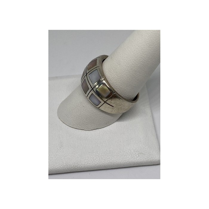 925 Sterling Silver Ring With Mother Of Pearl Size 9.75
