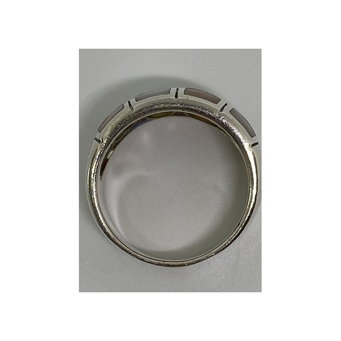 925 Sterling Silver Ring With Mother Of Pearl Size 9.75