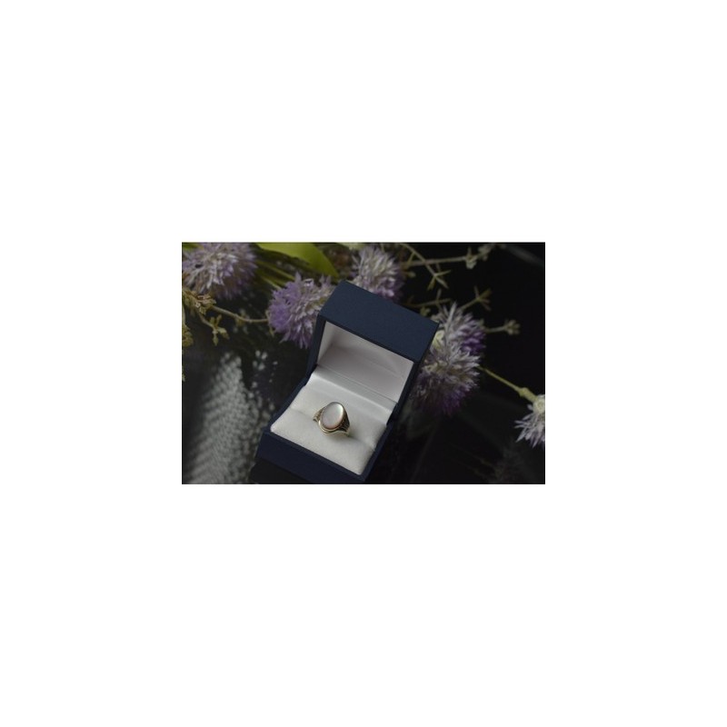 925 Sterling Silver Mother Of Pearl Ring Size 6.5