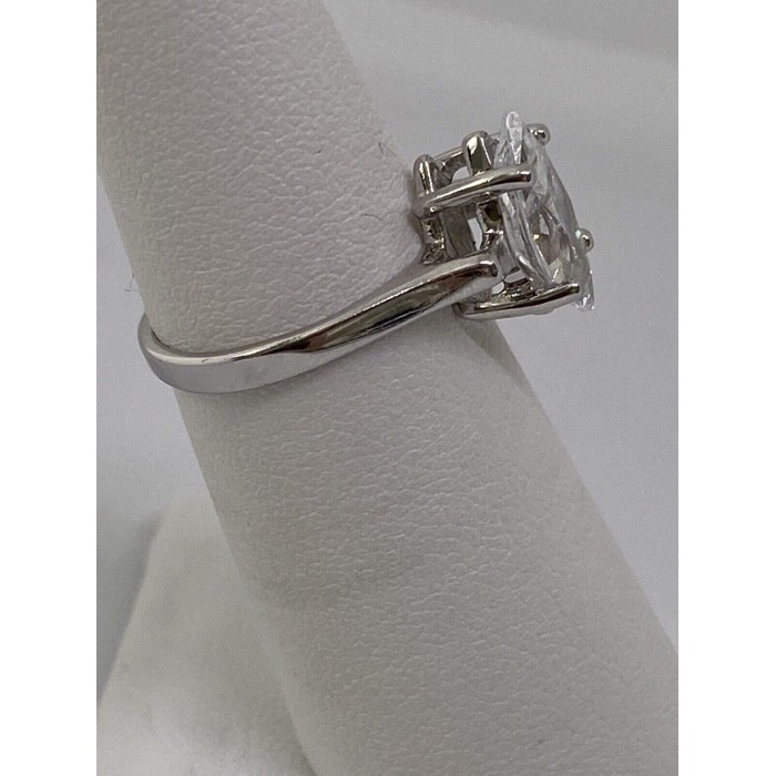 925 Sterling Silver CZ Ring Size 5