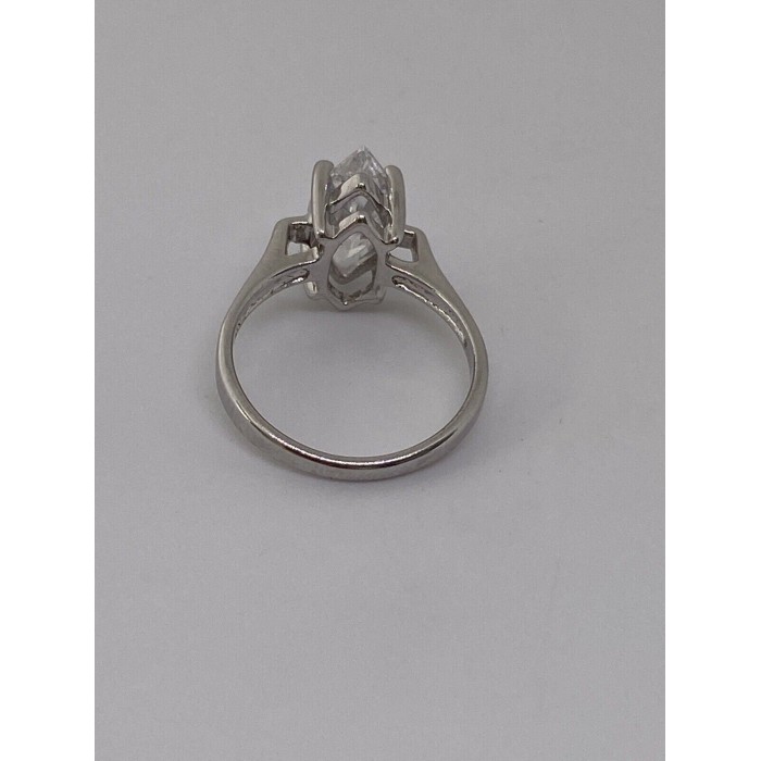 925 Sterling Silver CZ Ring Size 5
