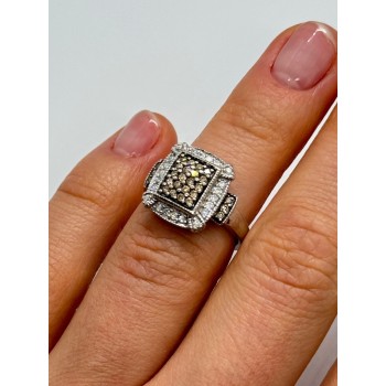 10K WHITE GOLD  DIAMOND & TOURMALINE RING SIZE 4.5