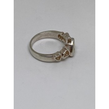 925 Sterling Silver Ring With CZ Size 6.75