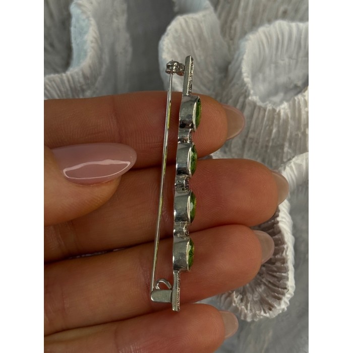 925 Sterling Silver Peridot & Marcasite Brooch Length 2.15 inch