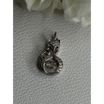 925 Sterling Silver Lovely Moving Fox CZ Pendant Length 0.90 Inch
