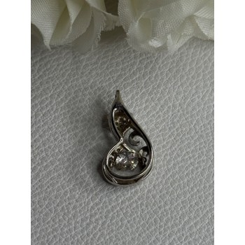 925 Sterling Silver Lovely Moving Fox CZ Pendant Length 0.90 Inch