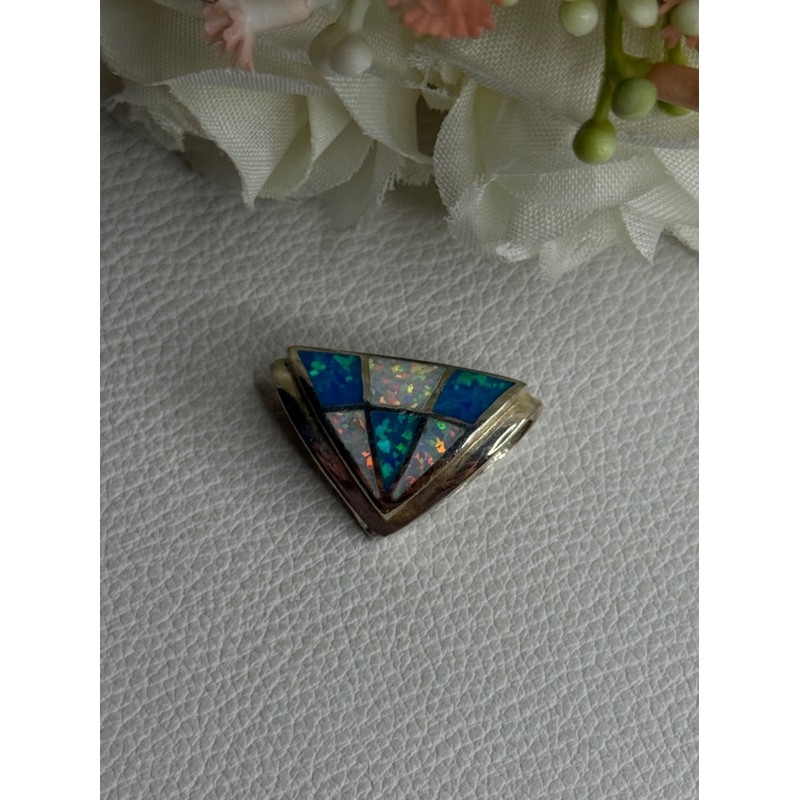 925 Sterling Silver White & Plue Shiny Opal Pendant Length 0.60 Inch
