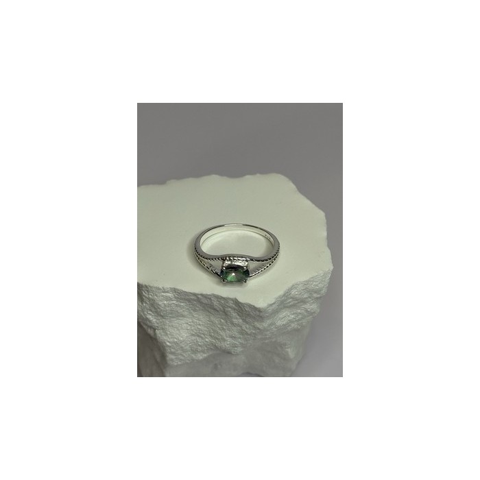 925 Sterling Silver Alexandrite Ring Size 7.5