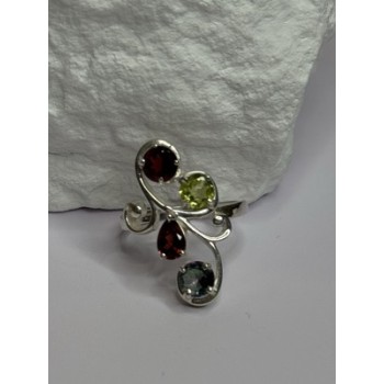 925 Sterling Silver Alexandrite, Garnet & Peridot Ring Size 6.5
