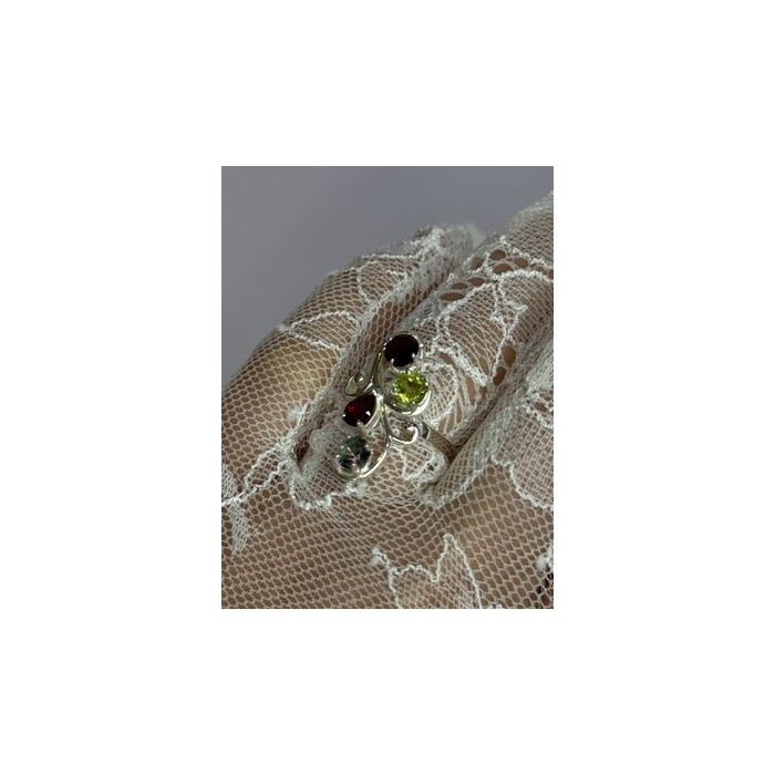 925 Sterling Silver Alexandrite, Garnet & Peridot Ring Size 6.5
