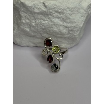 925 Sterling Silver Alexandrite, Garnet & Peridot Ring Size 6.5