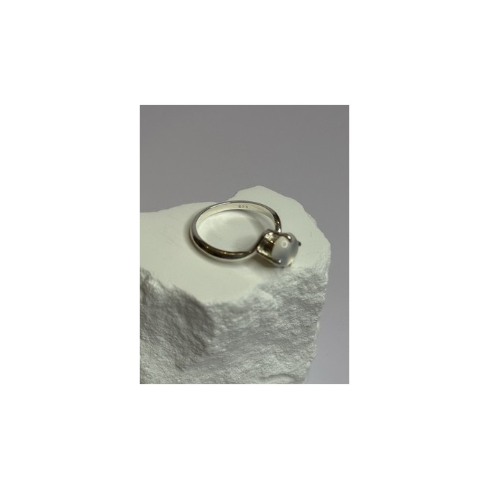 925 Sterling Silver Moonstone Ring Size 7.5