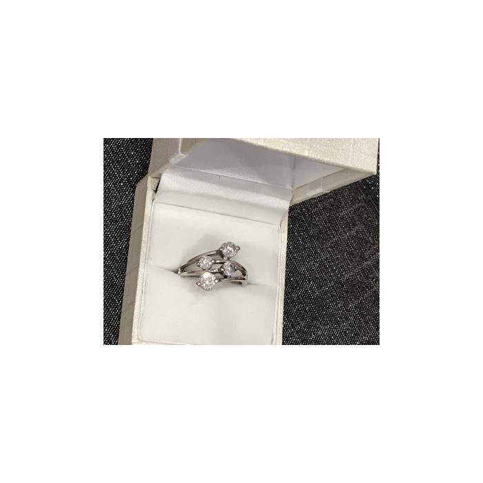 925 Sterling Silver White/colorless CZ Ring Size 6.5