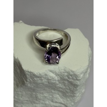 925 Sterling Silver Amethyst Ring Size 7.5