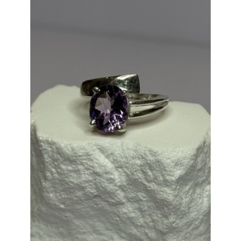 925 Sterling Silver Amethyst Ring Size 7.5