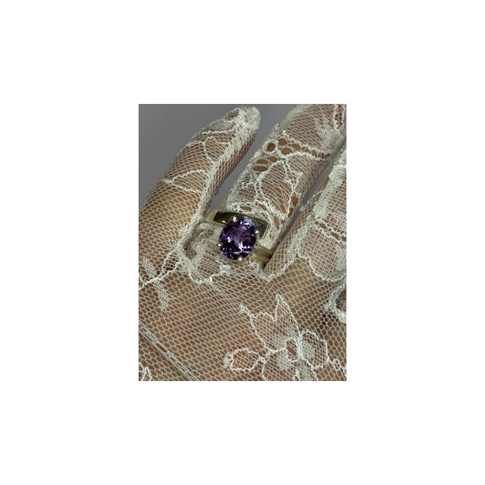 925 Sterling Silver Amethyst Ring Size 7.5