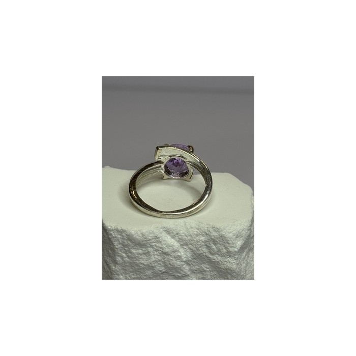 925 Sterling Silver Amethyst Ring Size 7.5