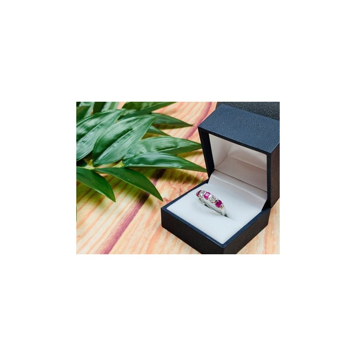 925 Sterling Silver Pink & White/colorless Topazes Ring Size 6.5