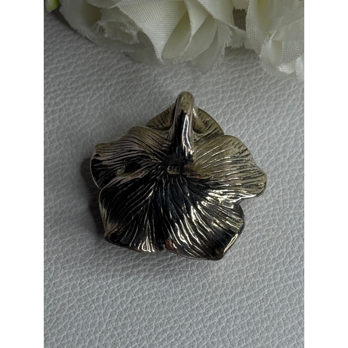 Beautiful Rose 925 Sterling Silver Pendant Length 1.20 Inch