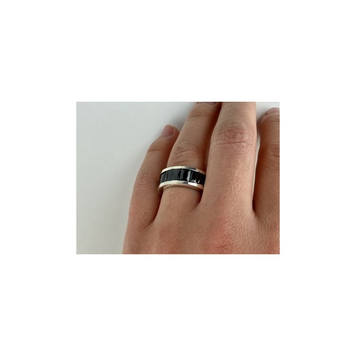 925 Sterling Silver Blue CZ Ring Size 7.5