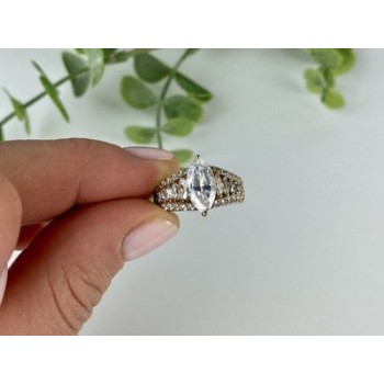 925 Sterling Silver Gold Plated CZ Ring Size 6.5